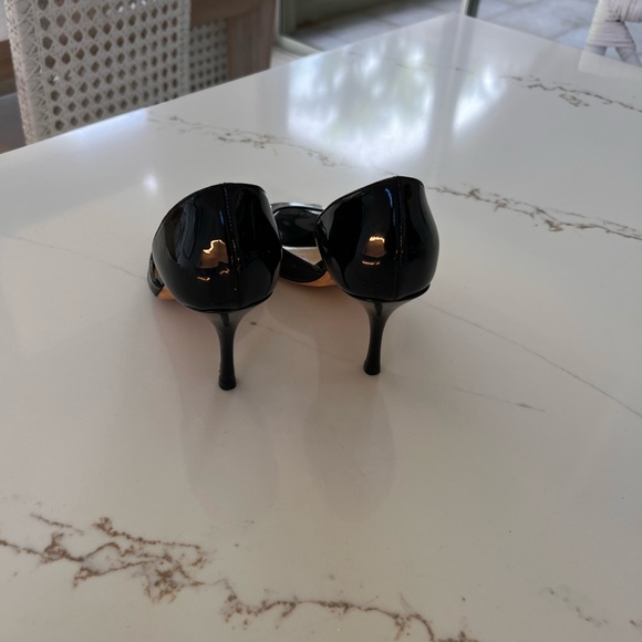 Jimmy Choo black patent peel toe heels - Picture 4 of 4